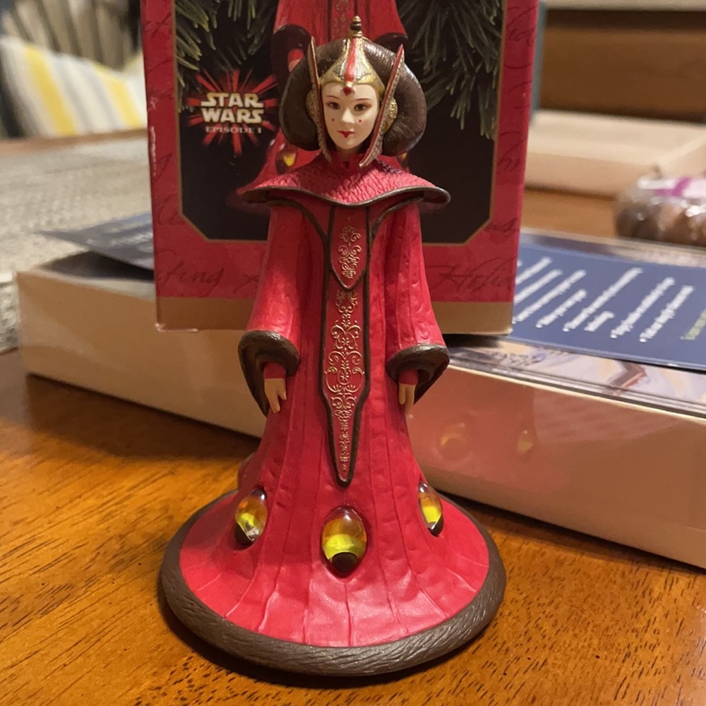 Queen Amidala Holiday Ornament